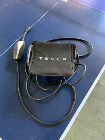 TESLA 147906800C Кабель для зарядки электромобиля в наличии Николаев