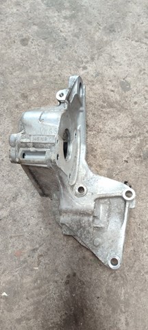 Кронштейн генератора 04L145169C VAG