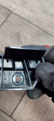 11A807183A VAG Направляющая переднего бампера левая купить в Запорожье