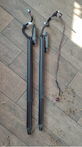 Амортизатор для багажника газовый 11A827851 VAG