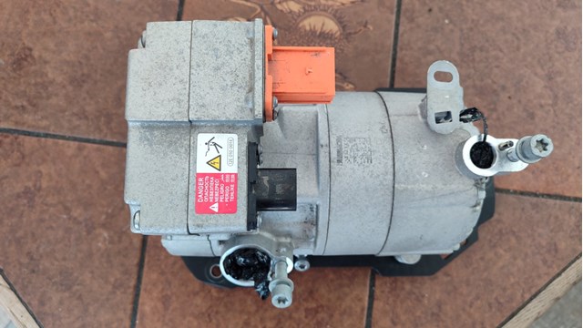 Компрессор кондиционера 1EA820807B VAG