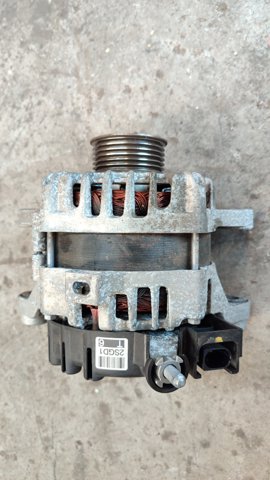 Генератор 373002SGD1 HYUNDAI