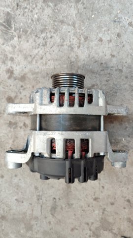 HYUNDAI 373002SGD1 Генератор в наличии Ужгород