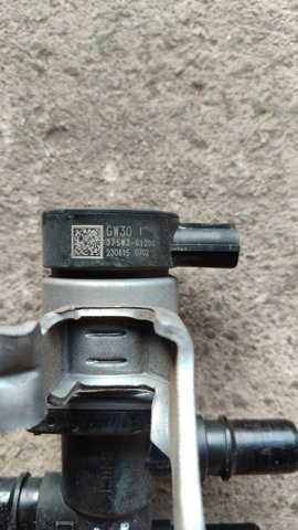 HYUNDAI 375W3GI200 в наличии Тернополь