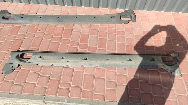 4KE825208C Защита днища правая купить Павлоград