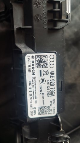 4KE920795A VAG Панель приборов купить в Украина