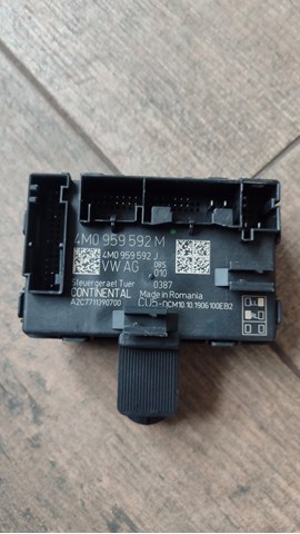Блок комфорта передней двери 4M0959592M VAG