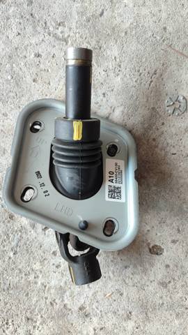 Вал рулевой колонки 56400CV100 HYUNDAI