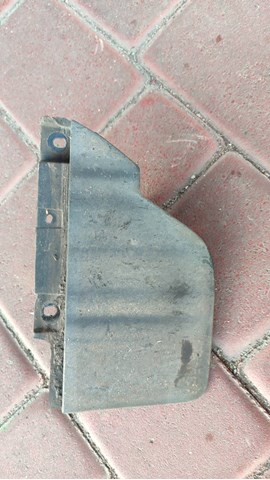 Брызговик задний, правый 5G0854858 VAG