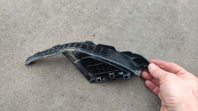 Заглушка жабо боковая 86154G5000 HYUNDAI