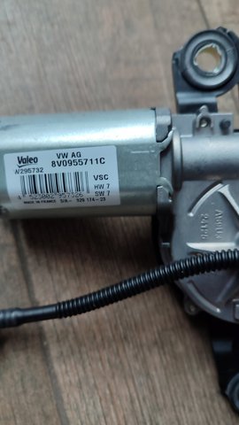8V0955711C Мотор стеклоочистителя заднего стекла купить Полтава