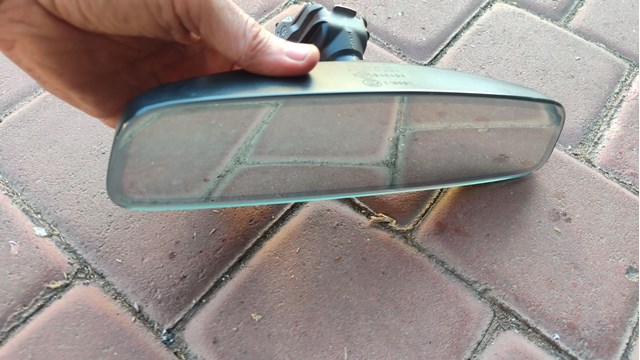 Зеркало заднего вида в салоне 8W08575119B9 VAG