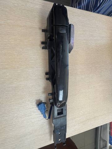 Держатель наружной ручки двери, передней правой 80610JK000 NISSAN