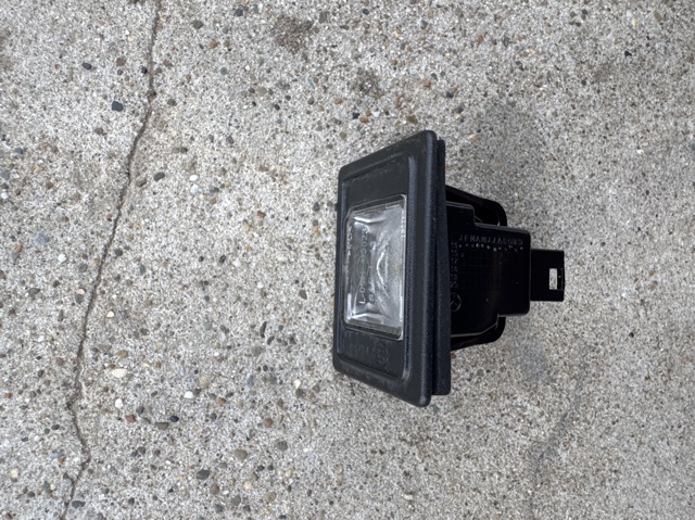 Фонарь освещения номера A0009062903 MERCEDES