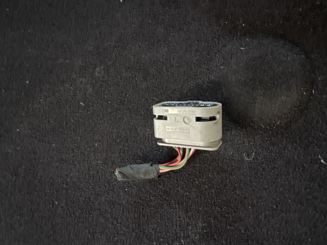 Провод фары A0525455626 MERCEDES