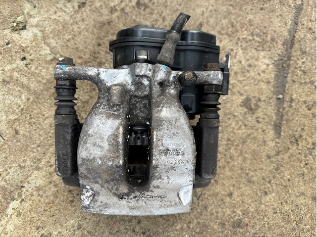 Задний левый суппорт Mercedes ML/GLE