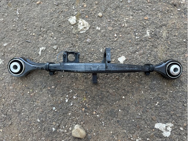 Скоба тормозной трубки A1664230823 MERCEDES