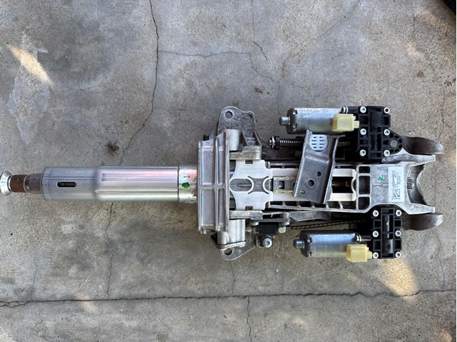 Колонка рулевая A2054603916 MERCEDES