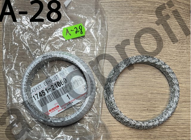 Кольцо глушителя 1745121060 TOYOTA