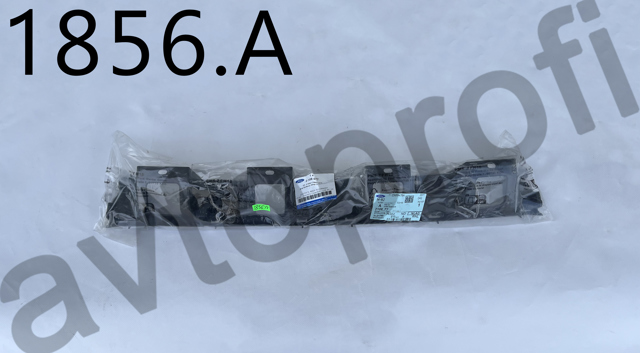 Кронштейн бампера заднего, центральный 2108077 FORD