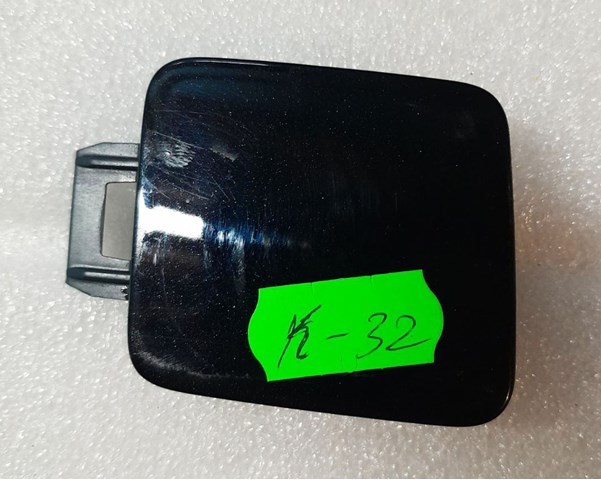 Заглушка бампера буксировочного крюка, передняя правая 2G0807241 VAG