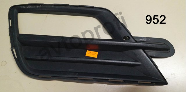 Решетка противотуманных фар левая 2K5853665C VAG