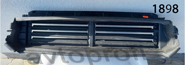 Воздуховод/дефлектор радиатора, нижний 31455482 VOLVO