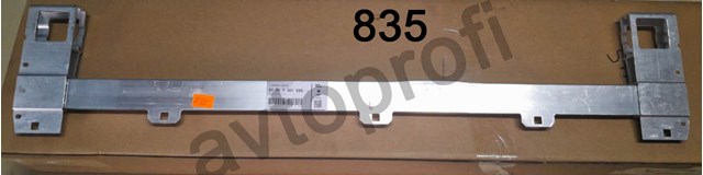 Кронштейн радиатора нижний 51117301605 BMW