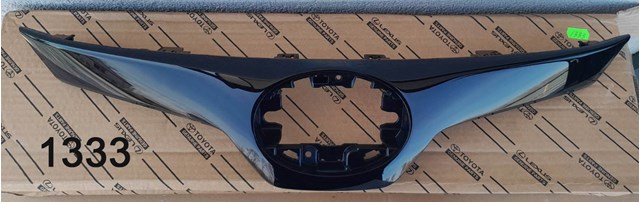 Рамка решетки радиатора 5311102C81 TOYOTA