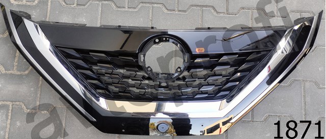 Облицовка радиатора 623106UA1A NISSAN