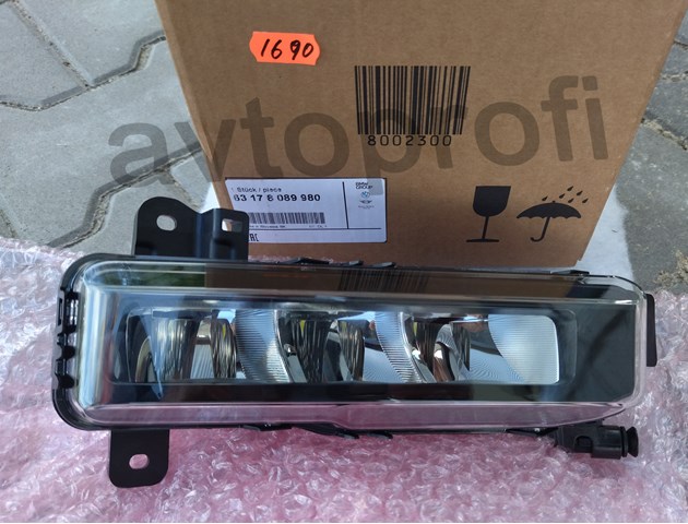 Правая противотуманная фара 63178089980 BMW