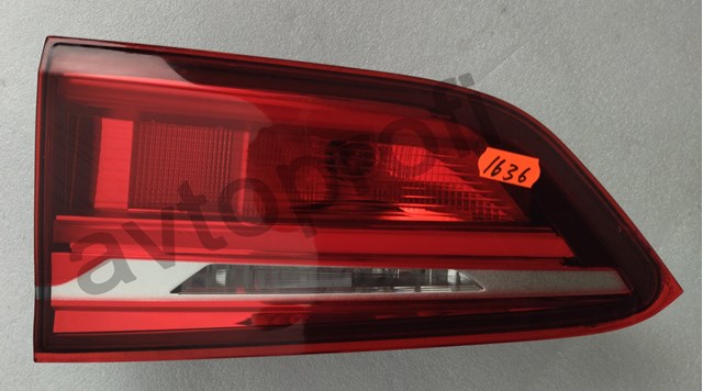 Фонарь задний внутренний правый 63217350698 BMW