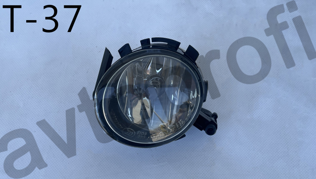 Противотуманка правая 6J0941702B VAG