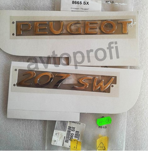Эмблема крышки багажника (фирменный значок) Peugeot 207 WK