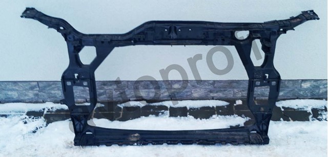 VAG 8R0805594D Рамка радиатора в наличии Черновцы