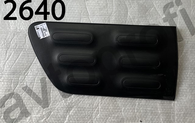 Молдинг двери задней правой 98010236XT PEUGEOT