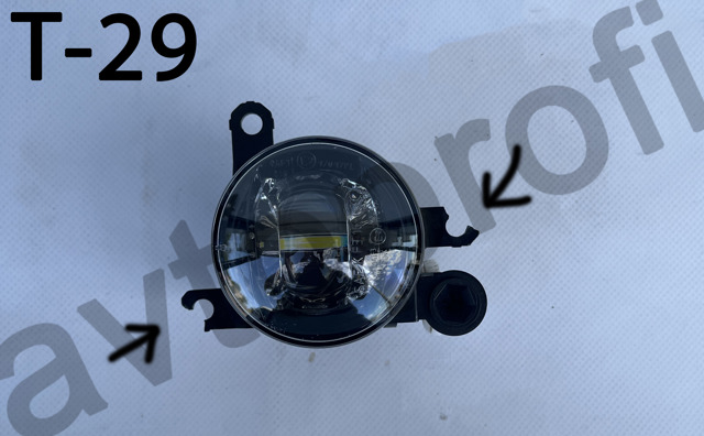 Противотуманка правая 9831303680 PEUGEOT