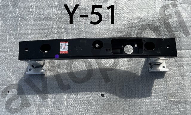 Усилитель переднего бампера  LR128131 LAND ROVER