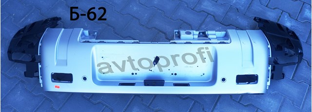 Бампер задний LR137787 LAND ROVER