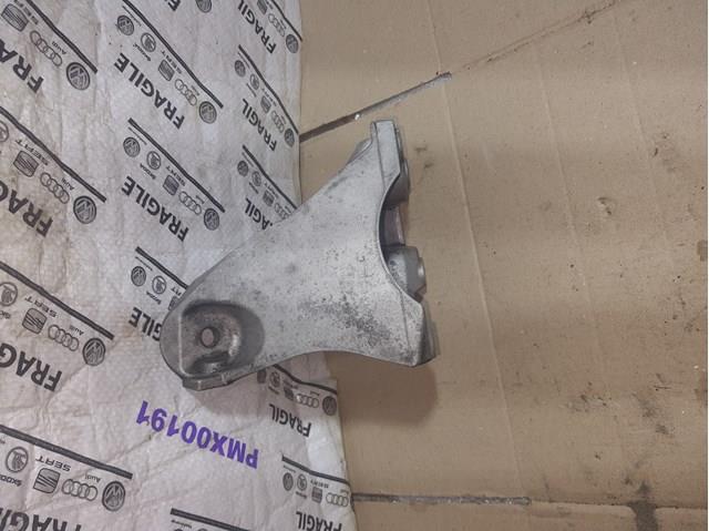 7L6199308C VAG Кронштейн подушки (опоры) двигателя правой купить в Полтава