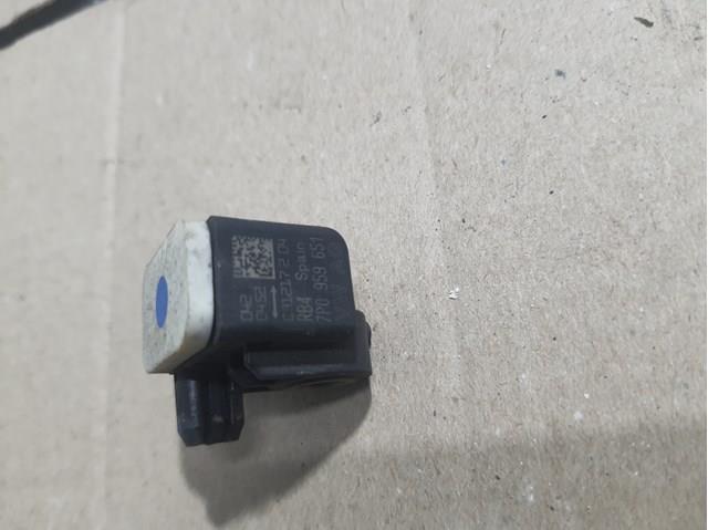 7P0959651 VAG Датчик удара купить в Запорожье