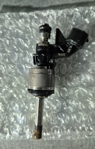 Форсунка впрыска топлива 166006RC1C NISSAN