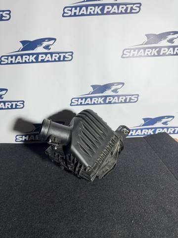 13718655835 BMW Корпус фильтра купить в Киев