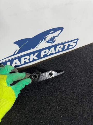 51117475274 BMW Направляющая переднего бампера правая купить в Харьков