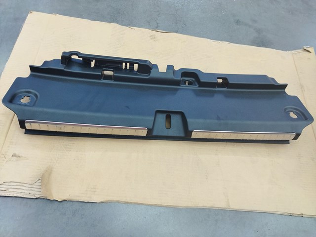 Накладка задней панели багажника 2976902900 MERCEDES