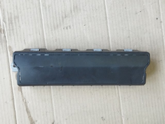 Подушка безопасности (AIRBAG) пассажирская, защиты коленей 42788652 GM