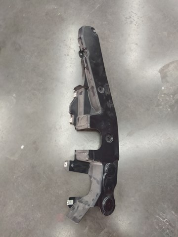 Защитный кожух рулевого механизма 51757325399 BMW