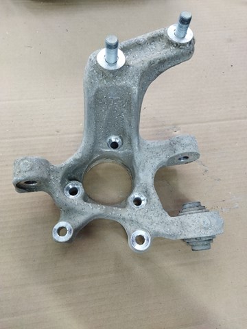 Цапфа поворотного кулака 52710AT000 HYUNDAI