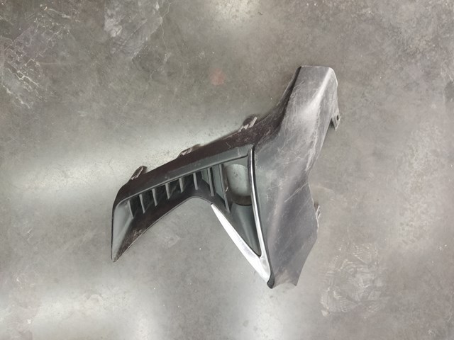 Передний клык бампера 5314278110 TOYOTA