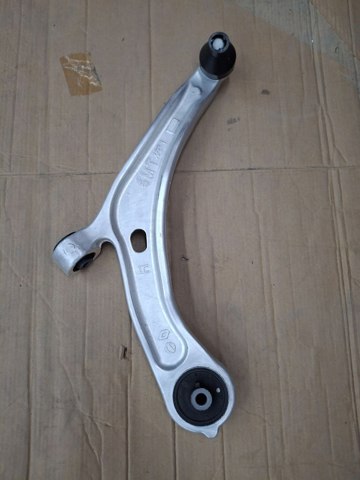 Передний нижний рычаг 545005MP0A NISSAN